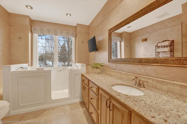 47483 Beckenham Boulevard, Novi, MI 48374