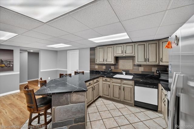 47483 Beckenham Boulevard, Novi, MI 48374