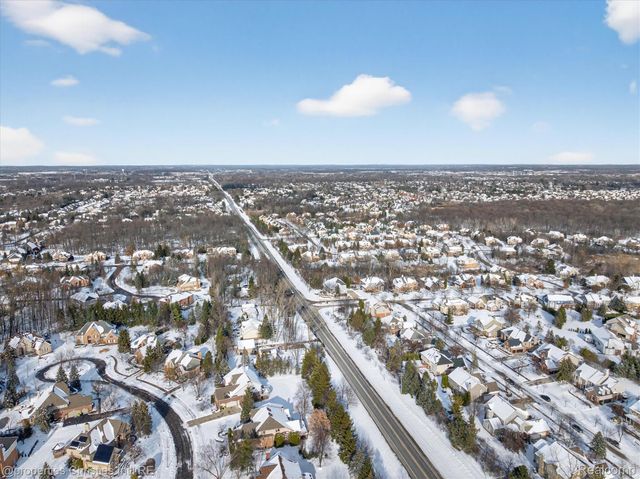 47483 Beckenham Boulevard, Novi, MI 48374