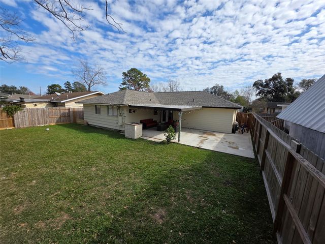 10315 Carthage Drive, Houston, TX 77089
