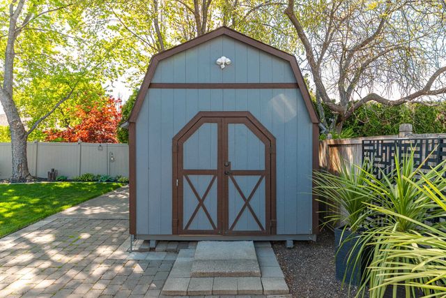 3010 S Sunnybrook Rd, Veradale, WA 99037