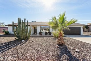 2437 E NORTH Lane, Phoenix, AZ 85028