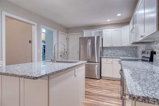 105 Temple Drive, Newburgh, IN 47630