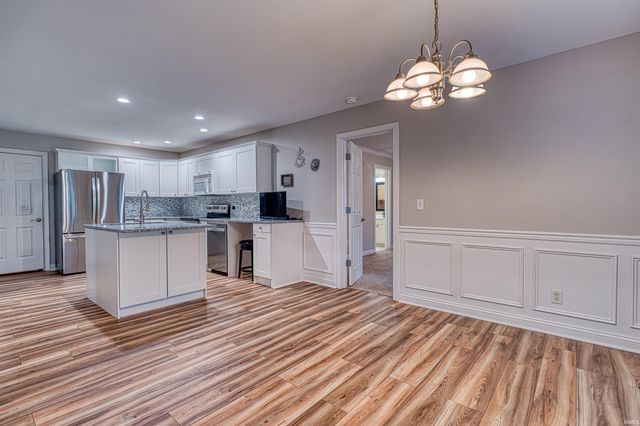 105 Temple Drive, Newburgh, IN 47630