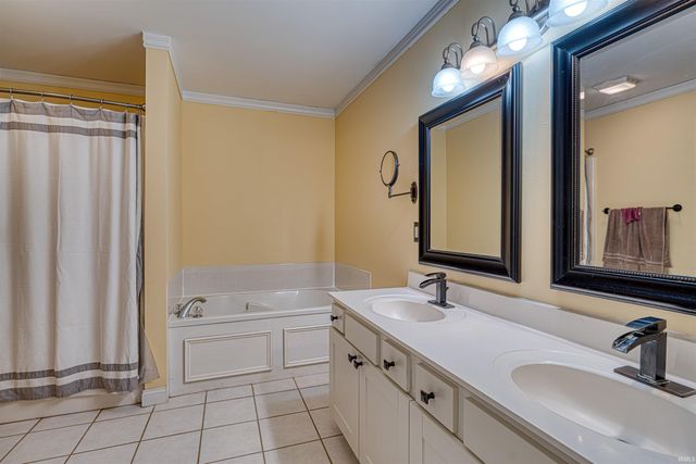 105 Temple Drive, Newburgh, IN 47630