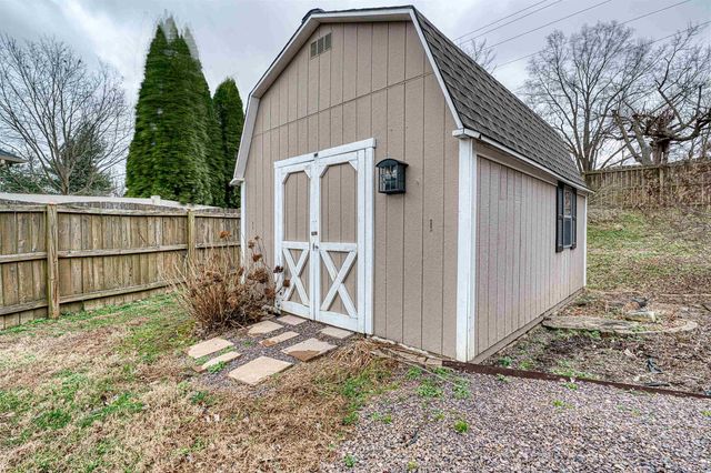 105 Temple Drive, Newburgh, IN 47630