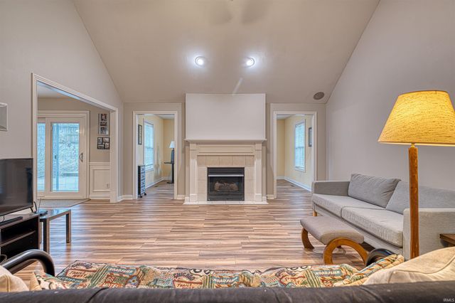 105 Temple Drive, Newburgh, IN 47630