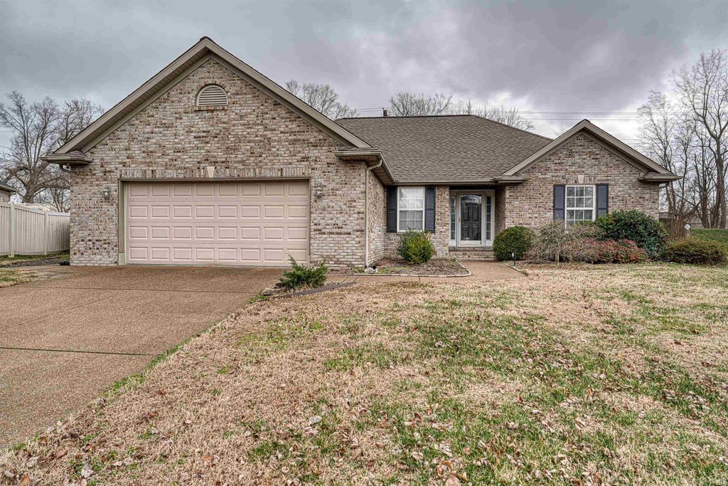 105 Temple Drive, Newburgh, IN 47630