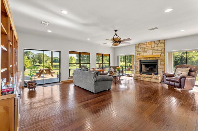 390 County Road 1573, Alba, TX 75410
