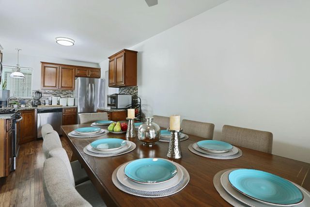 518 W Lincoln Rd, Stockton, CA 95207