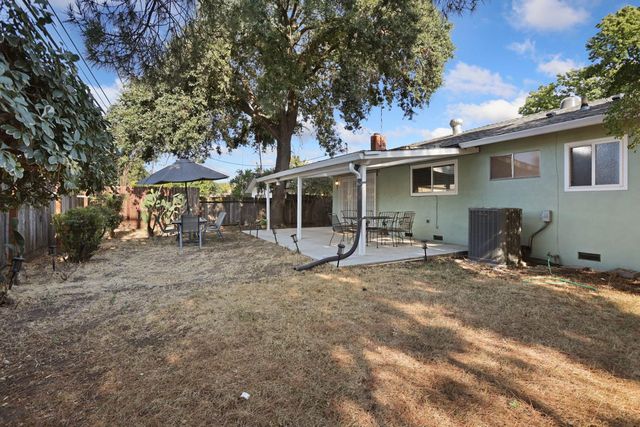 518 W Lincoln Rd, Stockton, CA 95207