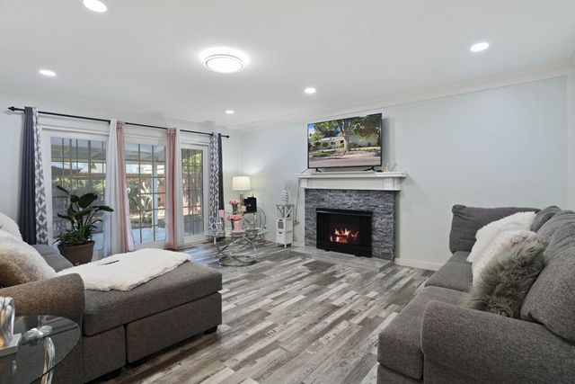 518 W Lincoln Rd, Stockton, CA 95207