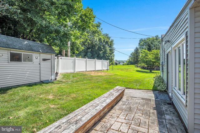 5 JAMES ST, Middletown, PA 17057
