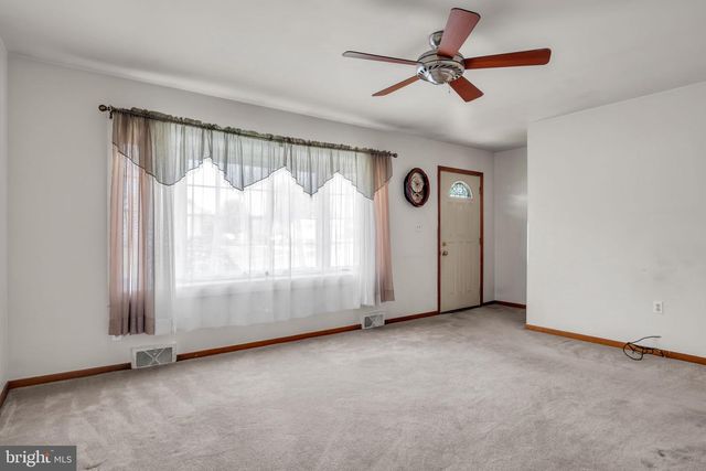 5 JAMES ST, Middletown, PA 17057