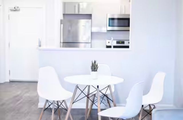 1505 Commonwealth Ave 408, Boston, MA 02135