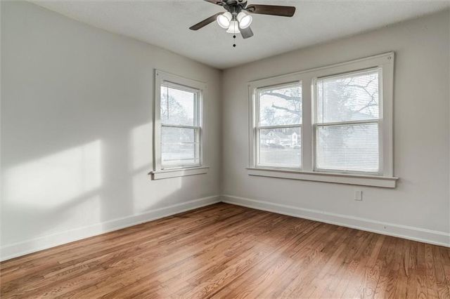 3225 E 60th Street, Kansas City, MO 64130