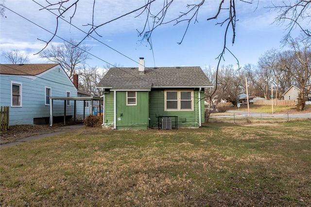 3225 E 60th Street, Kansas City, MO 64130