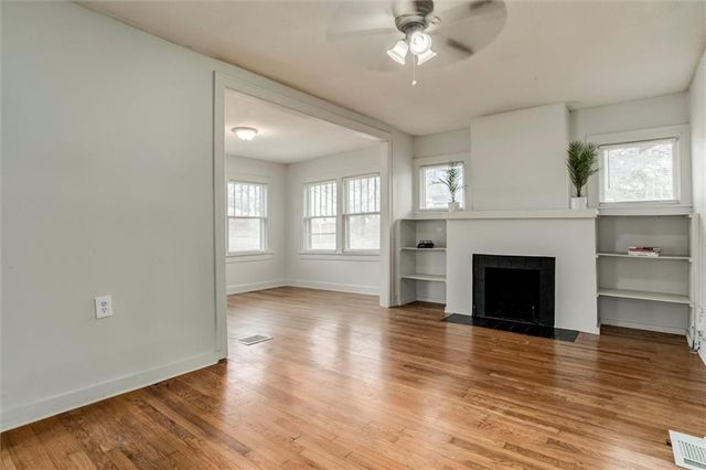 3225 E 60th Street, Kansas City, MO 64130