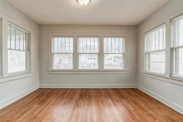 3225 E 60th Street, Kansas City, MO 64130