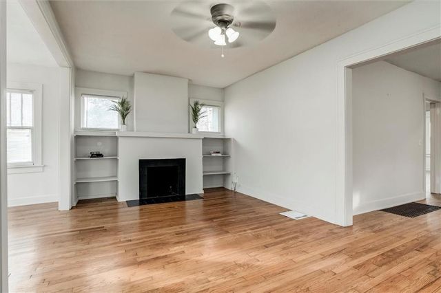 3225 E 60th Street, Kansas City, MO 64130