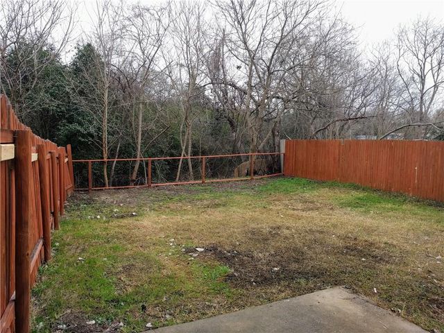 1121 Terry DR B, Austin, TX 78721