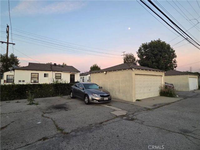 5714 Jillson, Commerce, CA 90040