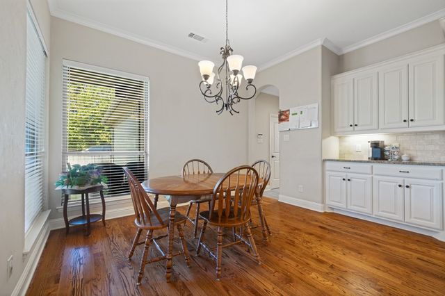1904 Melbourne Drive, Pantego, TX 76013