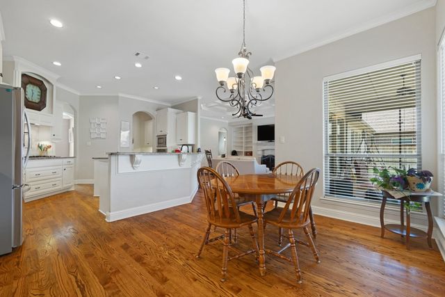 1904 Melbourne Drive, Pantego, TX 76013