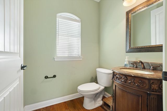 1904 Melbourne Drive, Pantego, TX 76013