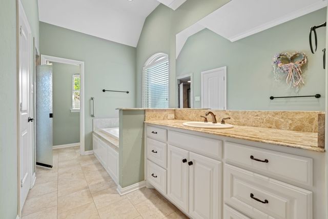 1904 Melbourne Drive, Pantego, TX 76013