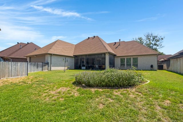 1904 Melbourne Drive, Pantego, TX 76013