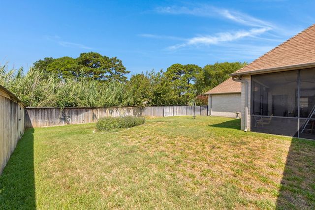 1904 Melbourne Drive, Pantego, TX 76013