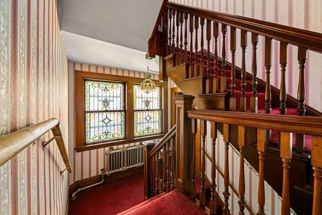 28 Winslow Rd, Brookline, MA 02446