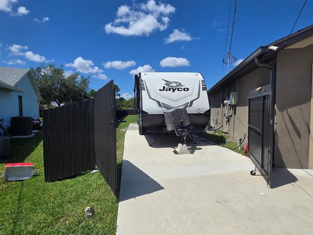 2198 SW Algiers Street, Port St. Lucie, FL 34953