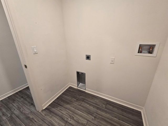 2198 SW Algiers Street, Port St. Lucie, FL 34953