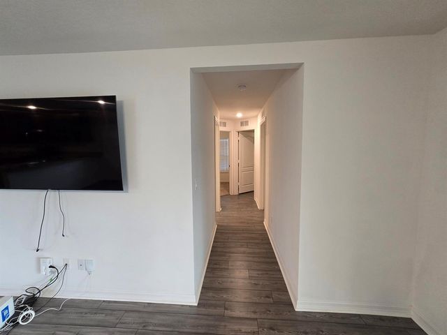 2198 SW Algiers Street, Port St. Lucie, FL 34953