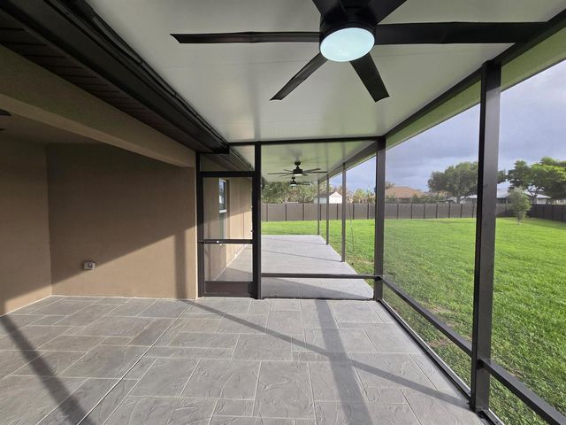 2198 SW Algiers Street, Port St. Lucie, FL 34953