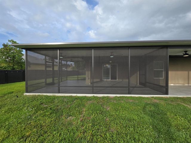 2198 SW Algiers Street, Port St. Lucie, FL 34953