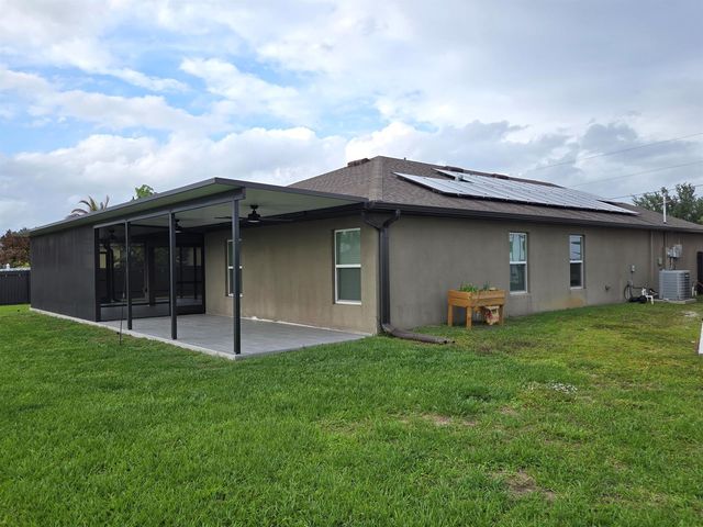 2198 SW Algiers Street, Port St. Lucie, FL 34953