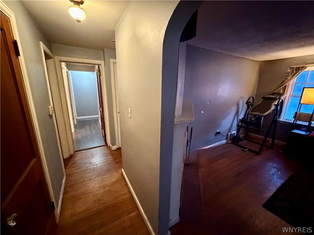 1239 North Military Road, Niagara Falls, NY 14304