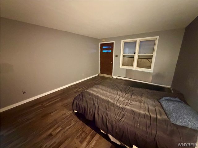 1239 North Military Road, Niagara Falls, NY 14304