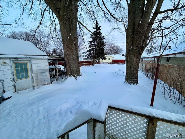 1239 North Military Road, Niagara Falls, NY 14304