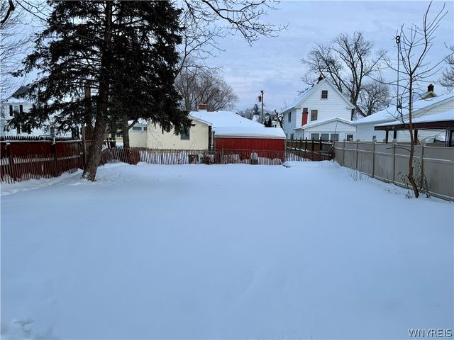 1239 North Military Road, Niagara Falls, NY 14304