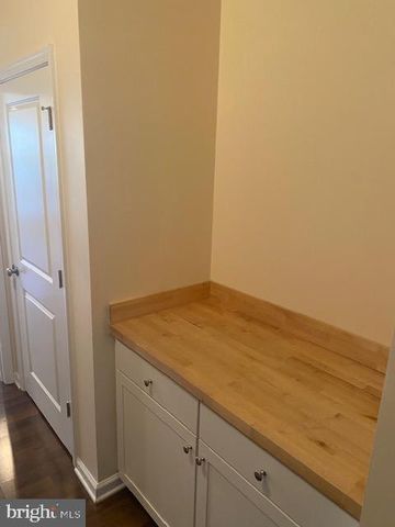 14 RACCOON LANE, Barnegat, NJ 08005