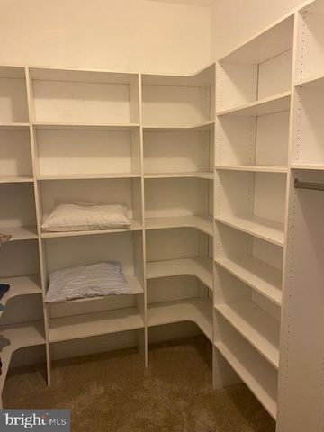 14 RACCOON LANE, Barnegat, NJ 08005