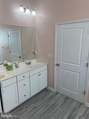 14 RACCOON LANE, Barnegat, NJ 08005