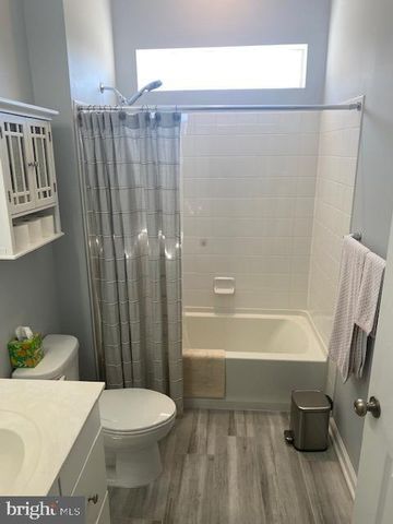 14 RACCOON LANE, Barnegat, NJ 08005