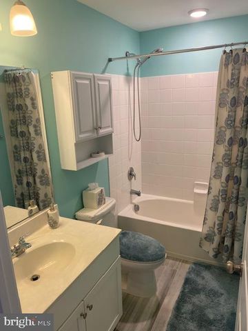 14 RACCOON LANE, Barnegat, NJ 08005