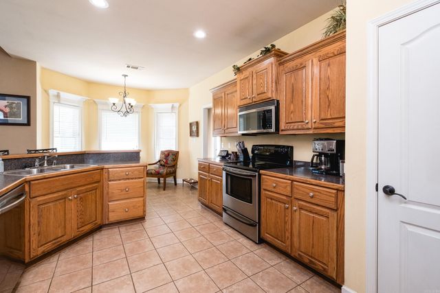 116 Valderrama Drive, Benton, AR 72015