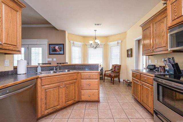 116 Valderrama Drive, Benton, AR 72015